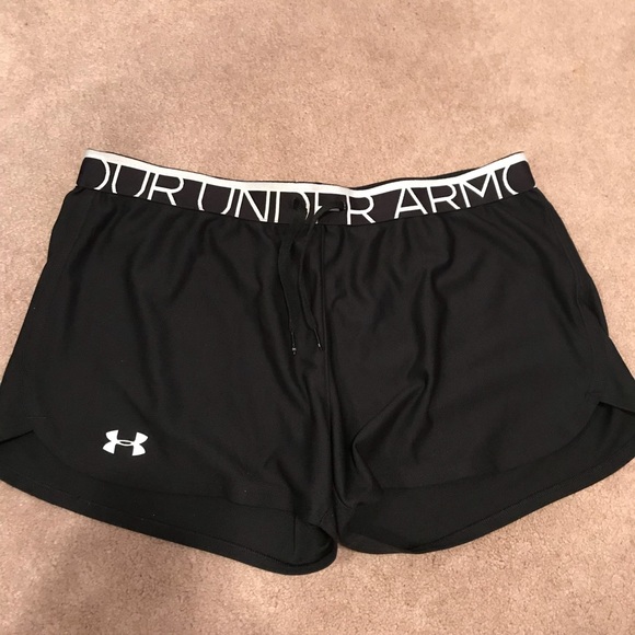 Under Armour Pants - Under Armour Black Running Shorts